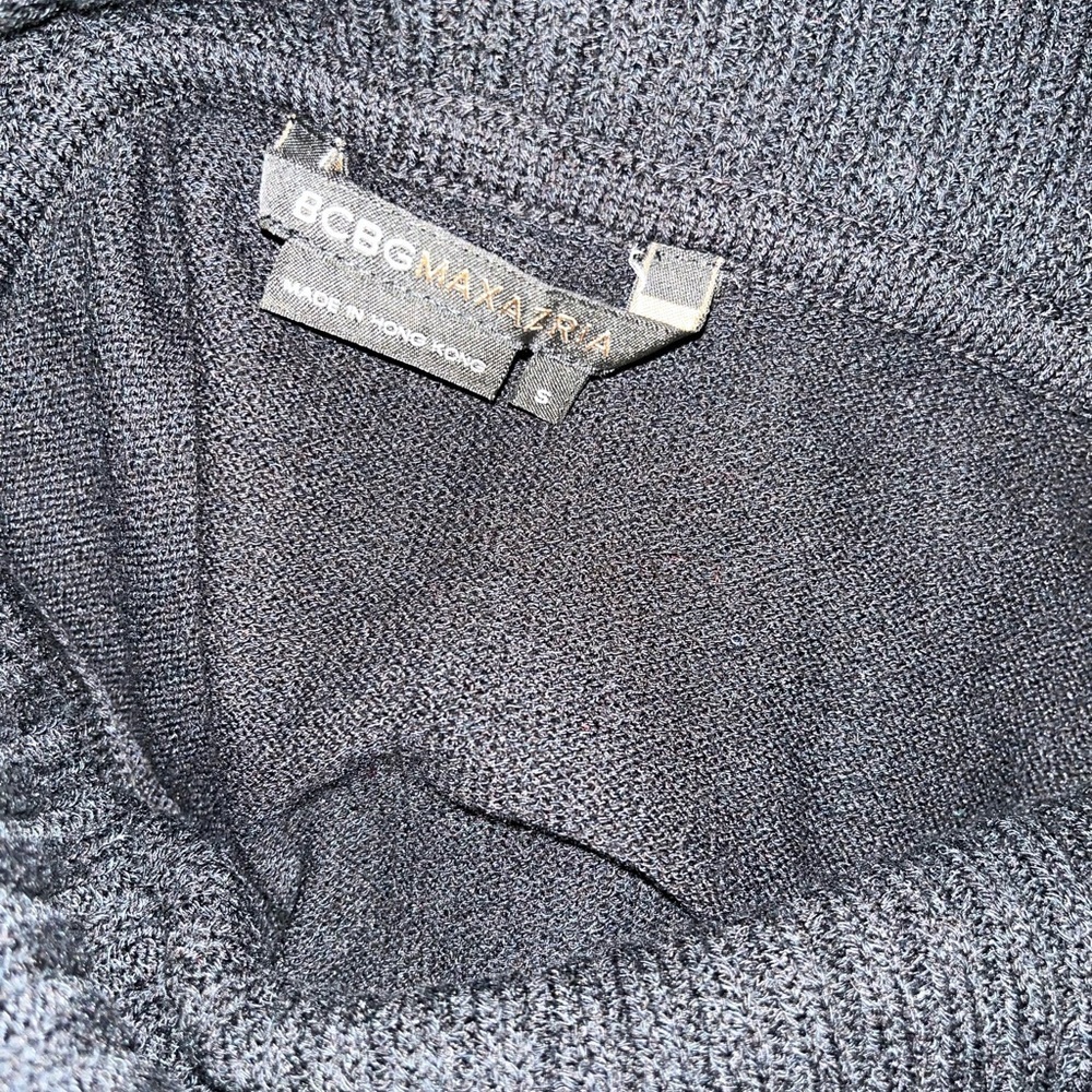 BCBGMAXAZRIA Woman’s Off Shoulder Sweater - Picture 7 of 7